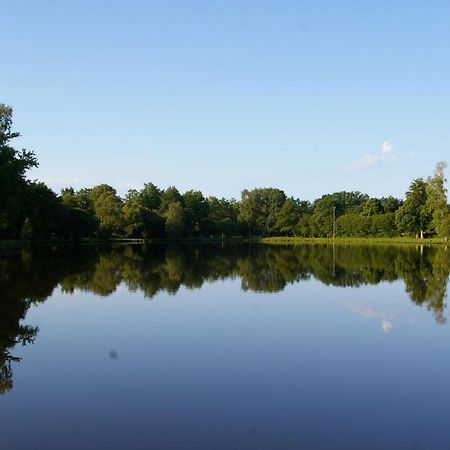 Camping Municipal De La Lande Nexon Exterior photo