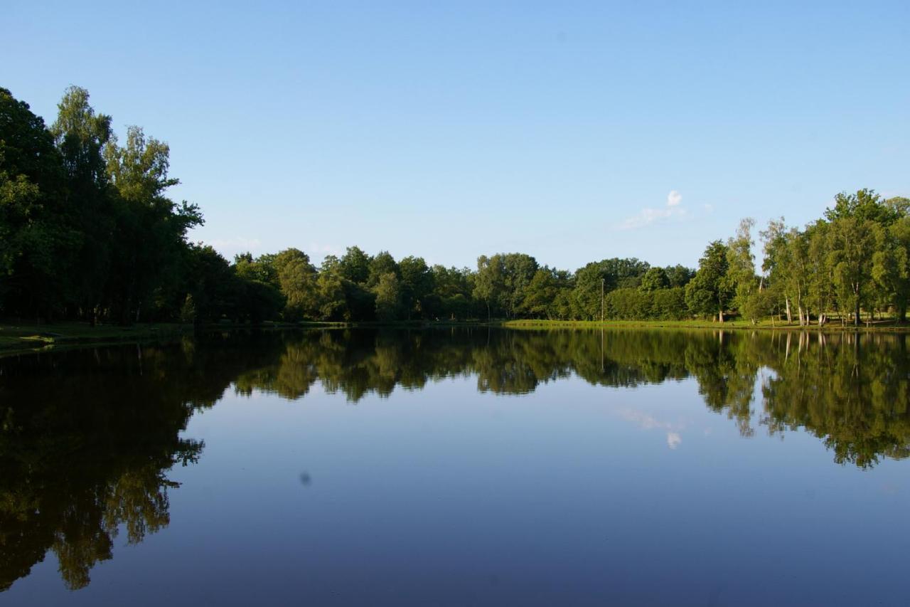 Camping Municipal De La Lande Nexon Exterior photo